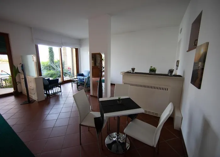 Sporting 3* Malcesine