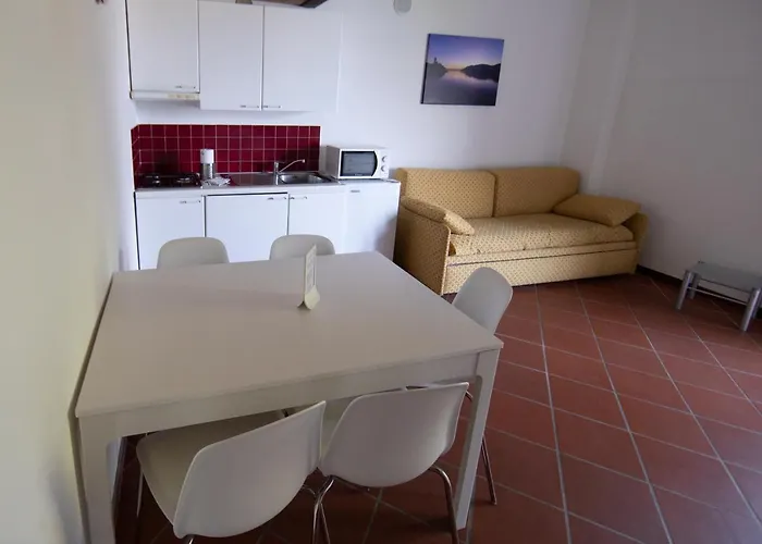 Sporting 3* Malcesine